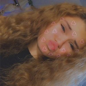 Meet your Posher, Abby